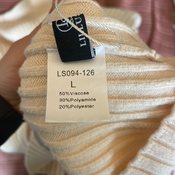 Women's Cream Ribbed Knit Set - Picture 8 of 8